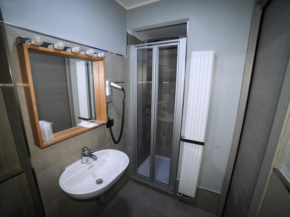 בורגומאנרו Hotel & Apartments Rinaldo מראה חיצוני תמונה