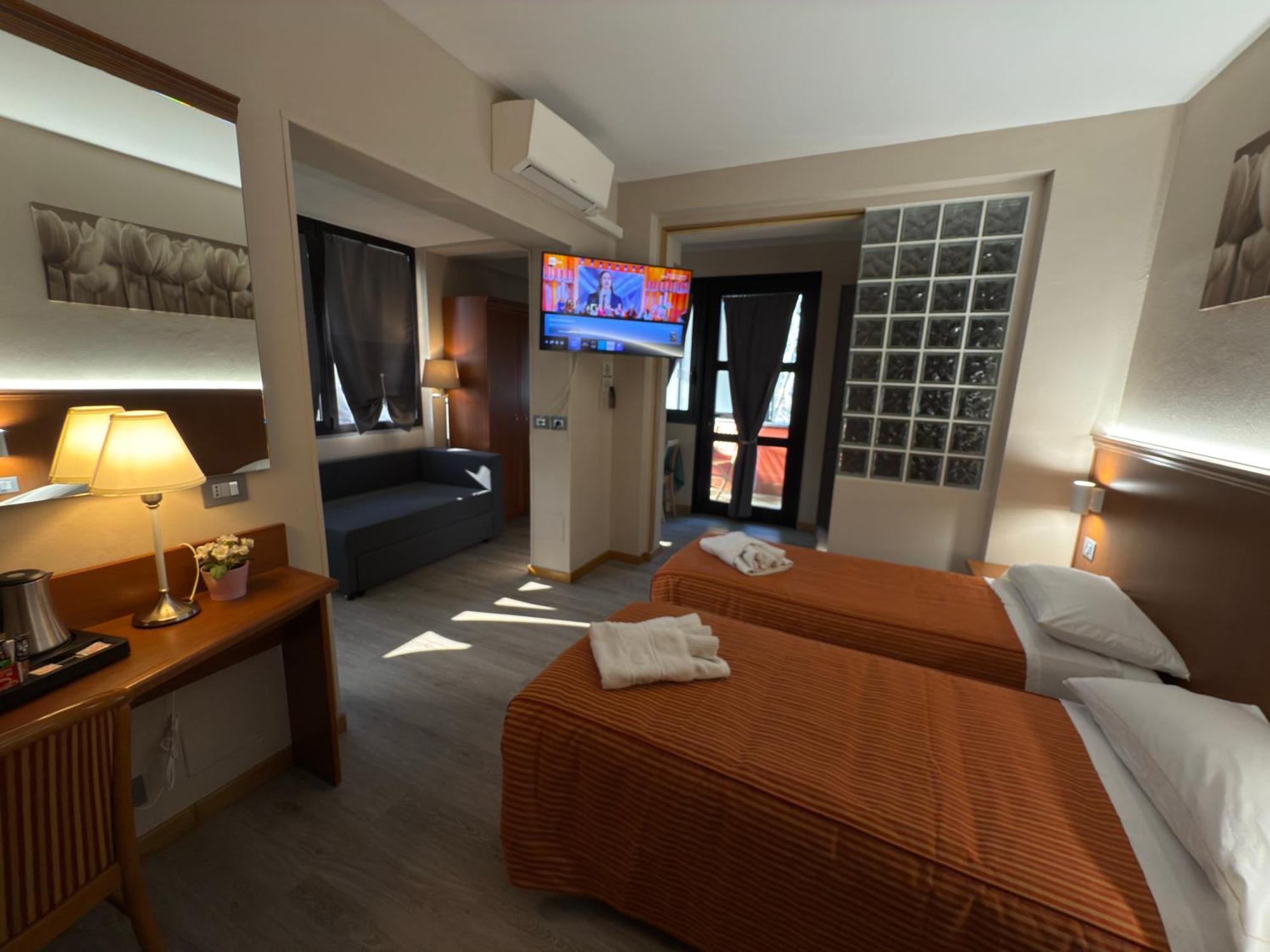 בורגומאנרו Hotel & Apartments Rinaldo מראה חיצוני תמונה