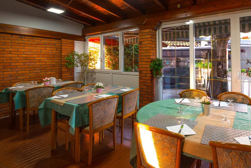 בורגומאנרו Hotel & Apartments Rinaldo מראה חיצוני תמונה