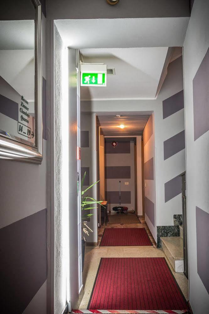 בורגומאנרו Hotel & Apartments Rinaldo מראה חיצוני תמונה